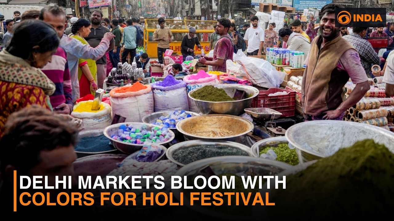 Delhi Holi markets | Surge in demand for herbal colours, gift hampers | Special report
