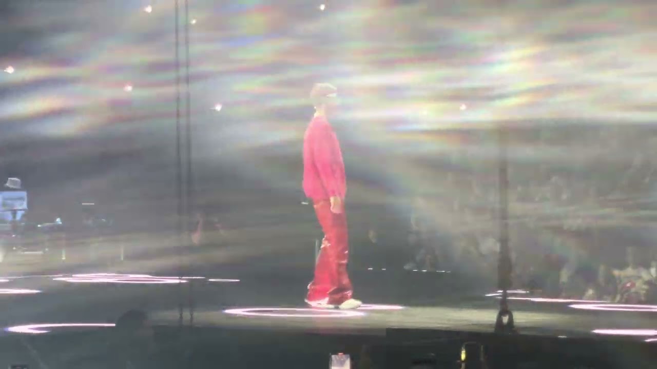 Justin Bieber - Justice Tour LIVE (4K)   Ghost   5/14/2022  Buffalo  NY