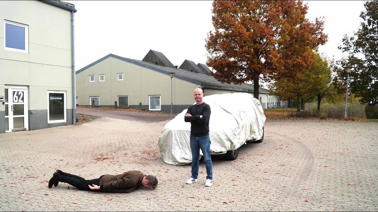 JAN MAGNUSSEN &Aring;BNER PRIVAT GARAGE - SYGT!