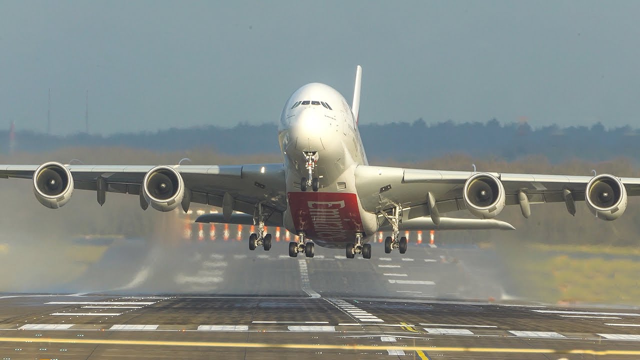 CROSSWIND LANDINGS during a STORM at Düsseldorf - Airbus A380, Cessna Jet gets thrown around (4K)