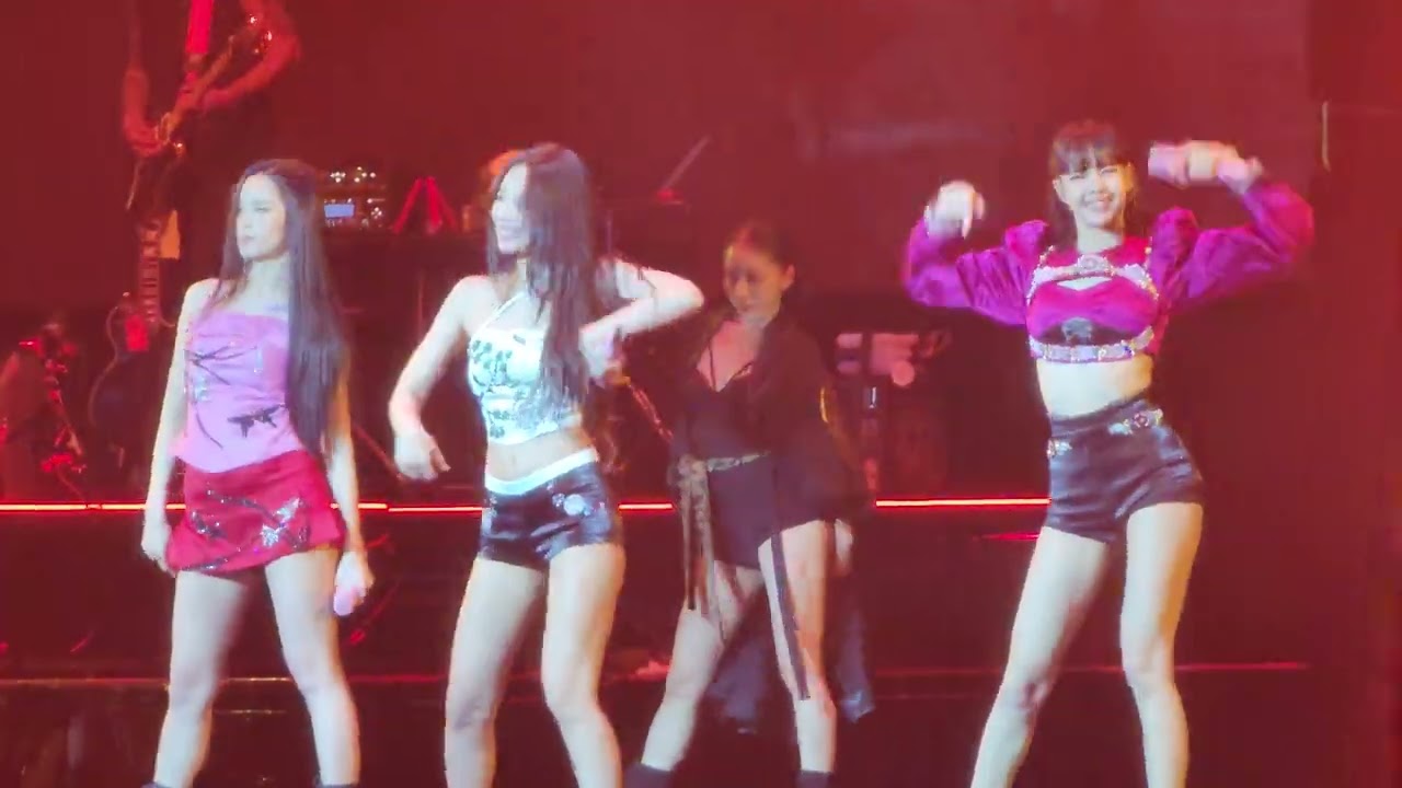 Blackpink - Playing With Fire Live - 10/25/22 - Dallas, TX (Day 1) - Born Pink Tour