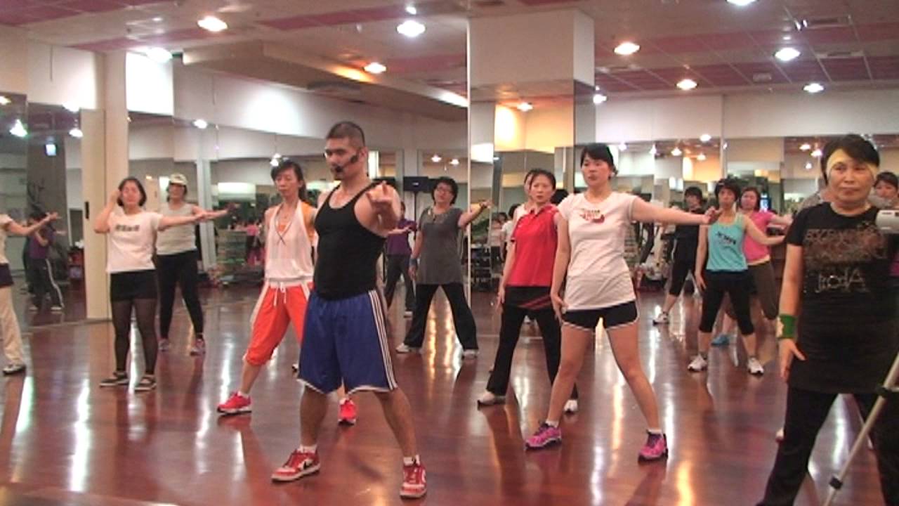 Pierdo el control(warm up) / ZUMBA® WITH HOWARD [HD]