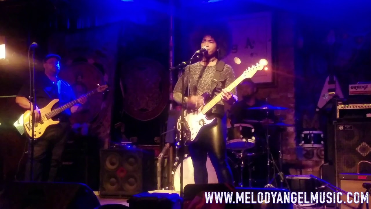 Melody Angel @ Reggies Music Joint