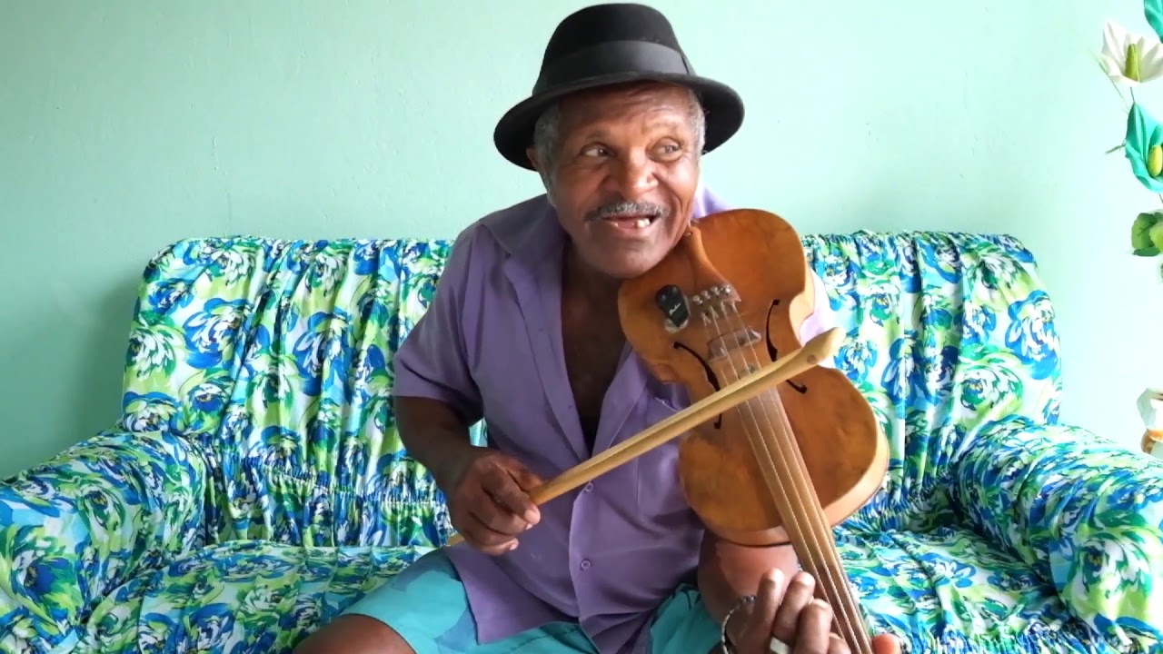 LUIZ PAIXAO (BR) Mestre rabequeiro