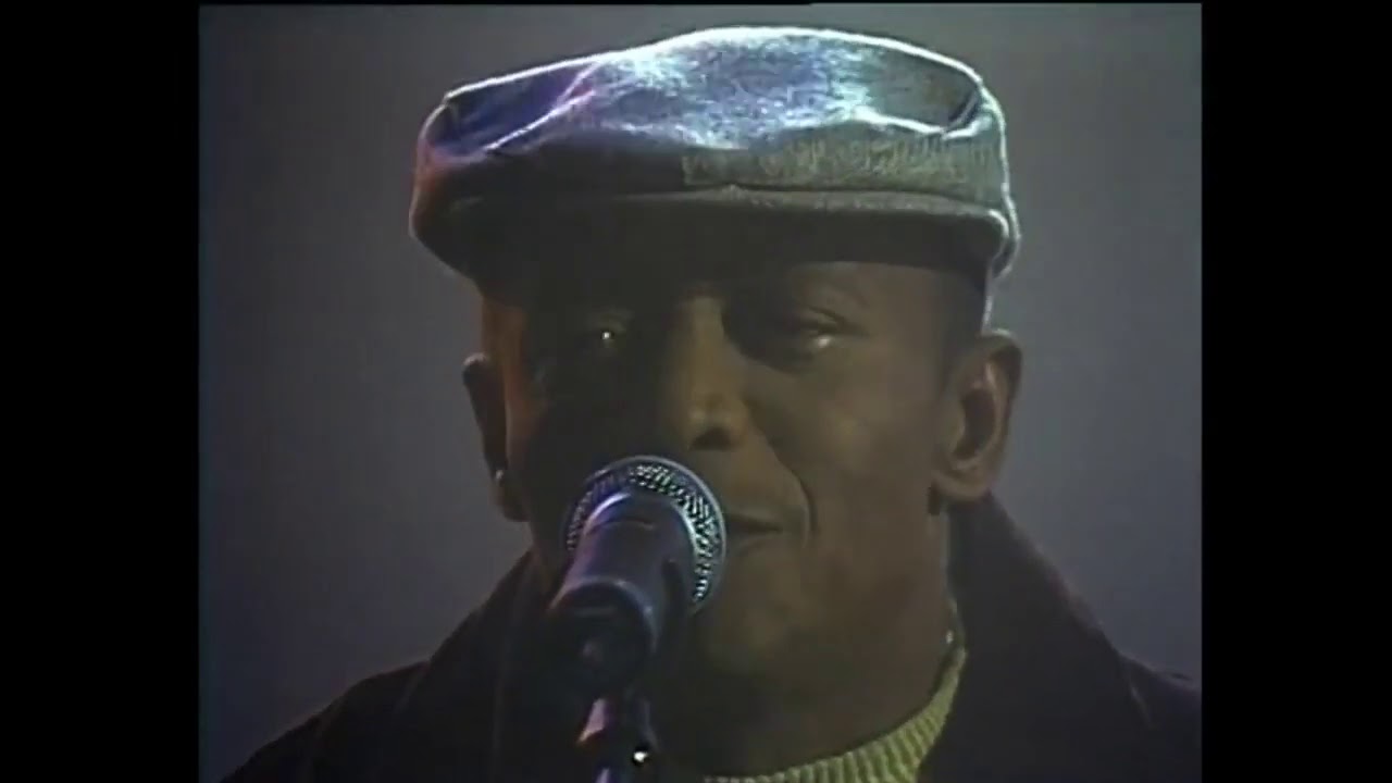 Programa Ensaio 2000 da TV Cultura com CAJU & CASTANHA (Raríssimo)