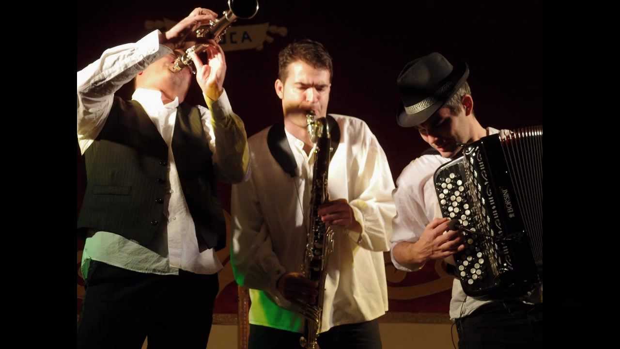 Trivium Klezmer en directo 2012. Noche en el Jardín del Edén