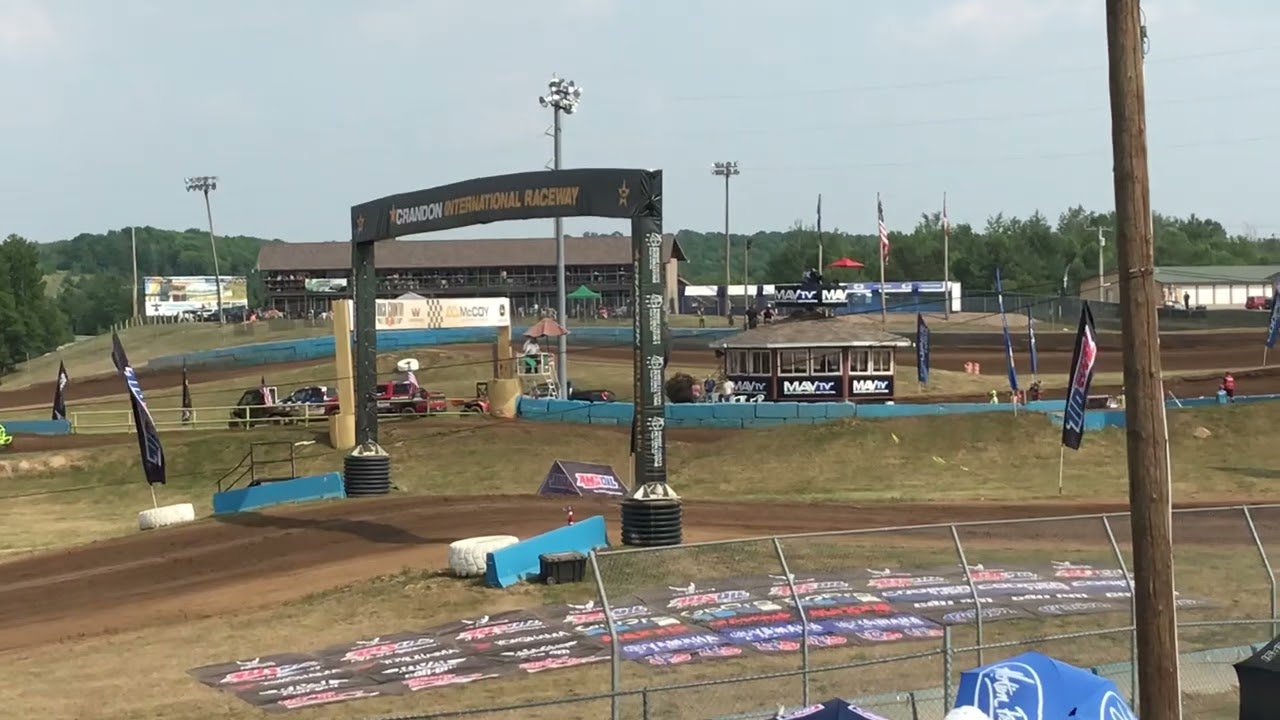 Off road  racing 