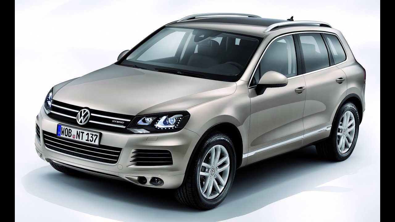 Замена лобового стекла на Volkswagen Touareg в Казани.