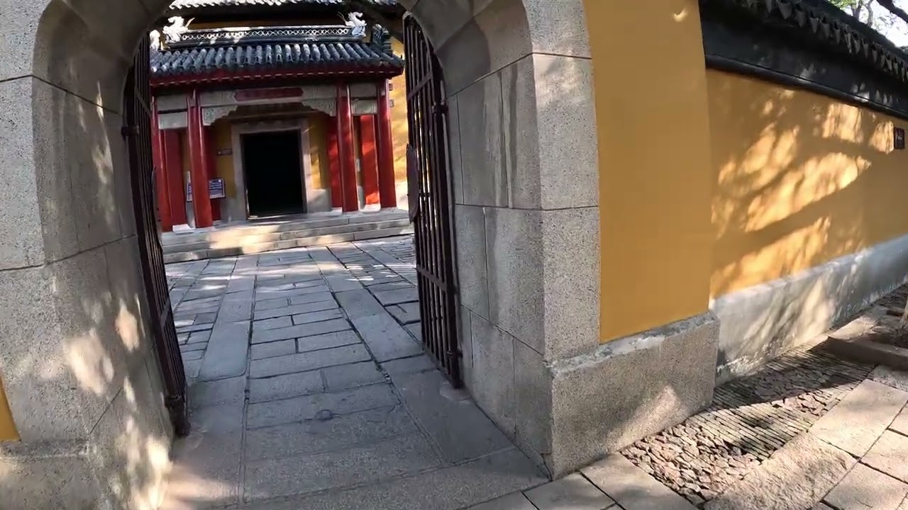 走走停停看看