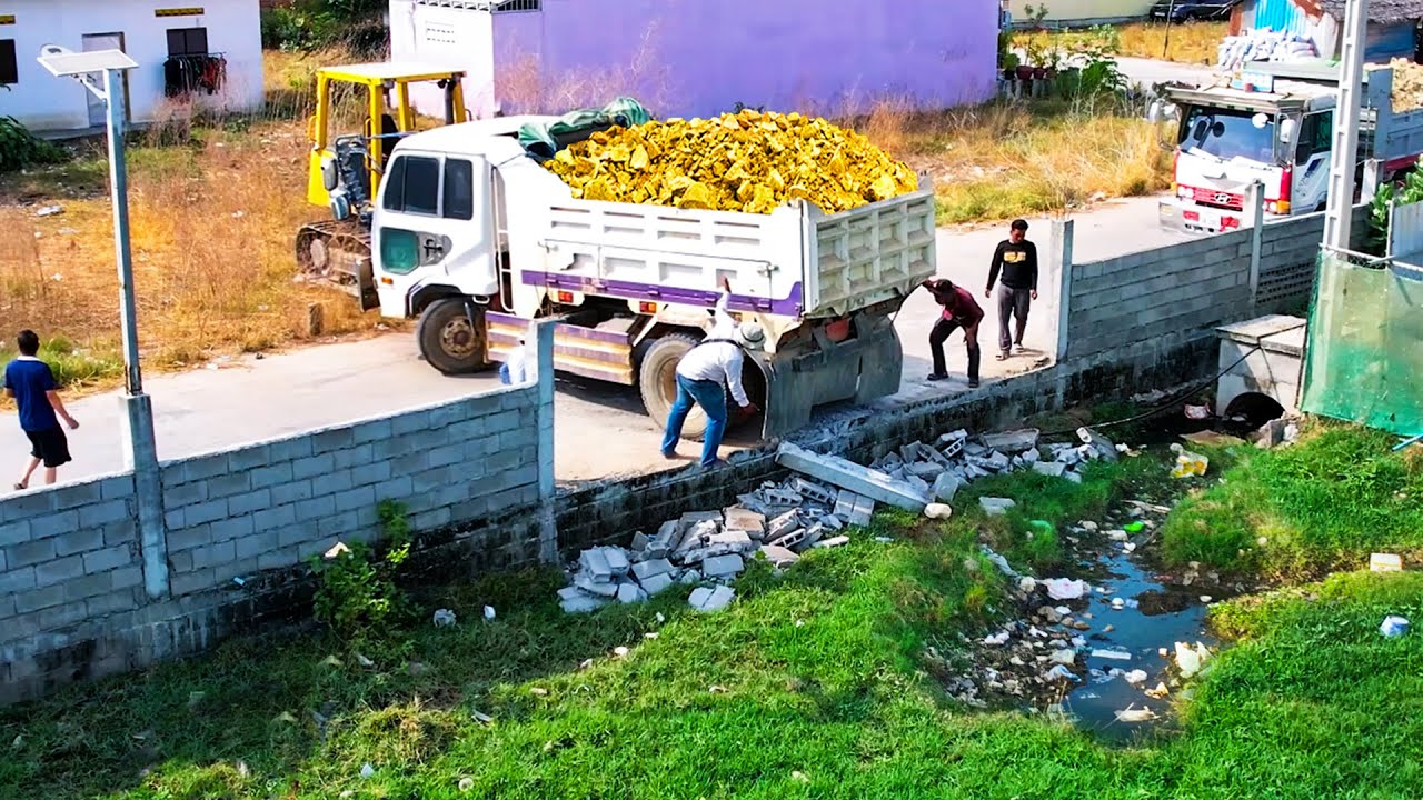 First Start​ Amazing Project!! Landfill Delete Flooded Area By Skills Dozer’s D31PX Pushing Soil