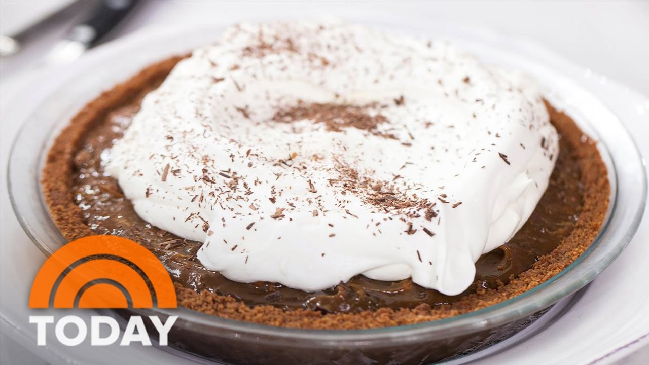 Giada De Laurentiis’ Chocolate Crunch Caramel Pie For Thanksgiving Dessert | TODAY