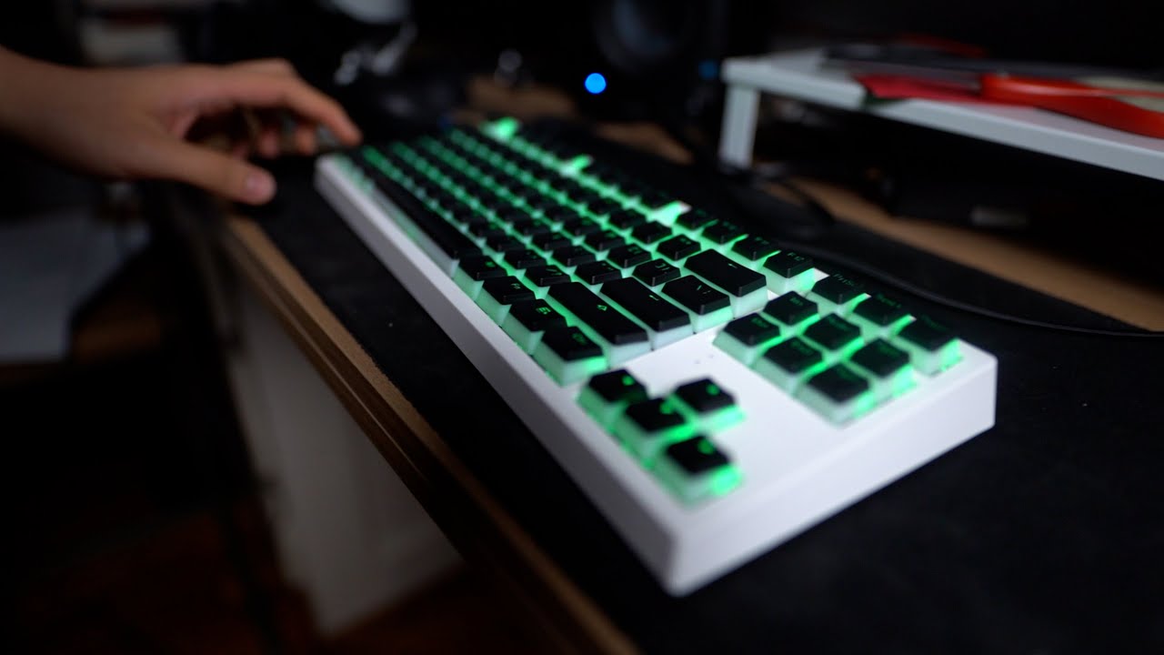 TECWARE PUDDING KEYCAPS and Phantom SHROUD! Upgrading my Tecware Phantom keyboard!
