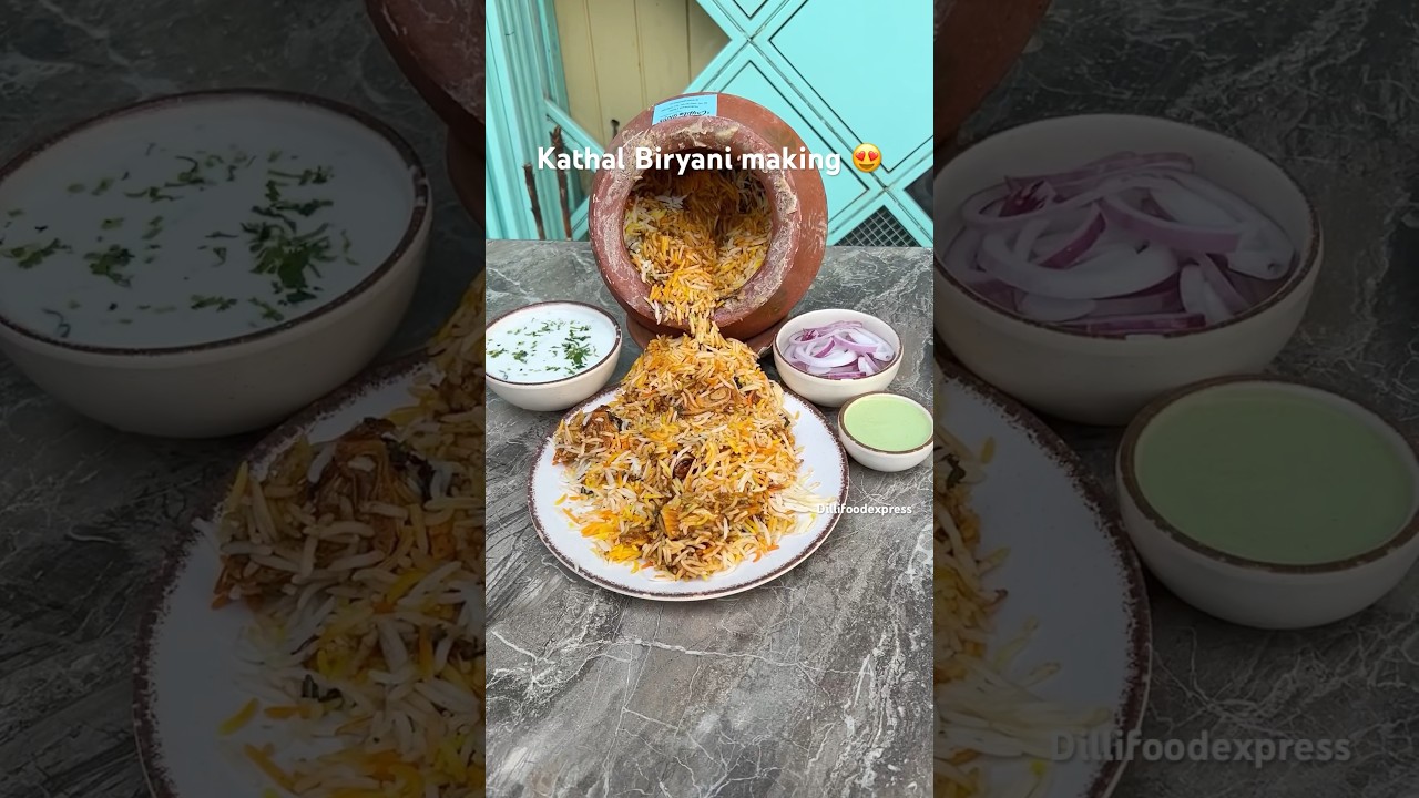 Kathal Biryani making😍#youtubeshorts#shorts#ytshorts#biryani#shortsfeed#vegbiryani#biryani#recipe