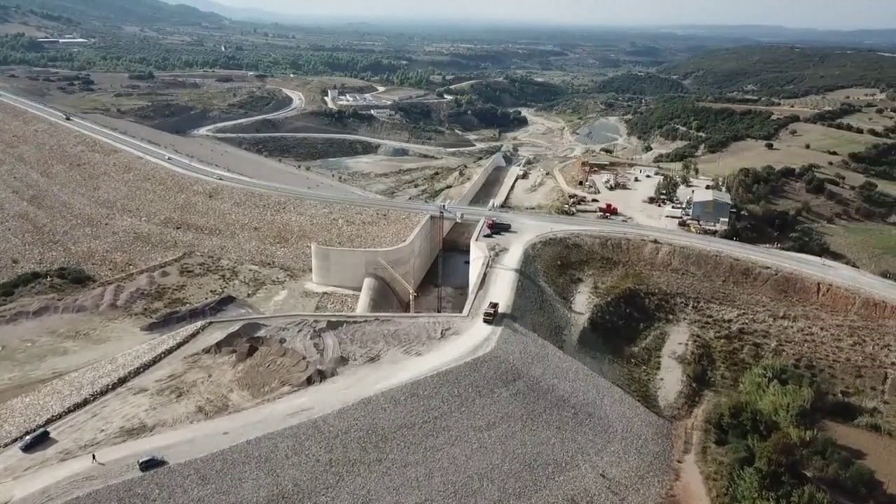 Κατασκευή Φράγματος Πείρου-Παραπείρου στην Πάτρα  (sort version)