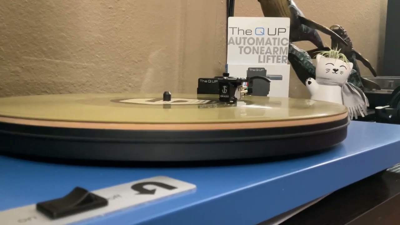 U-Turn Audio Orbit w/ Q Up Automatic Tonearm Lifter