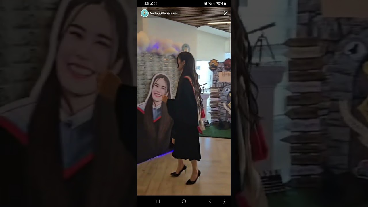 Anda Anunta's Graduation Live