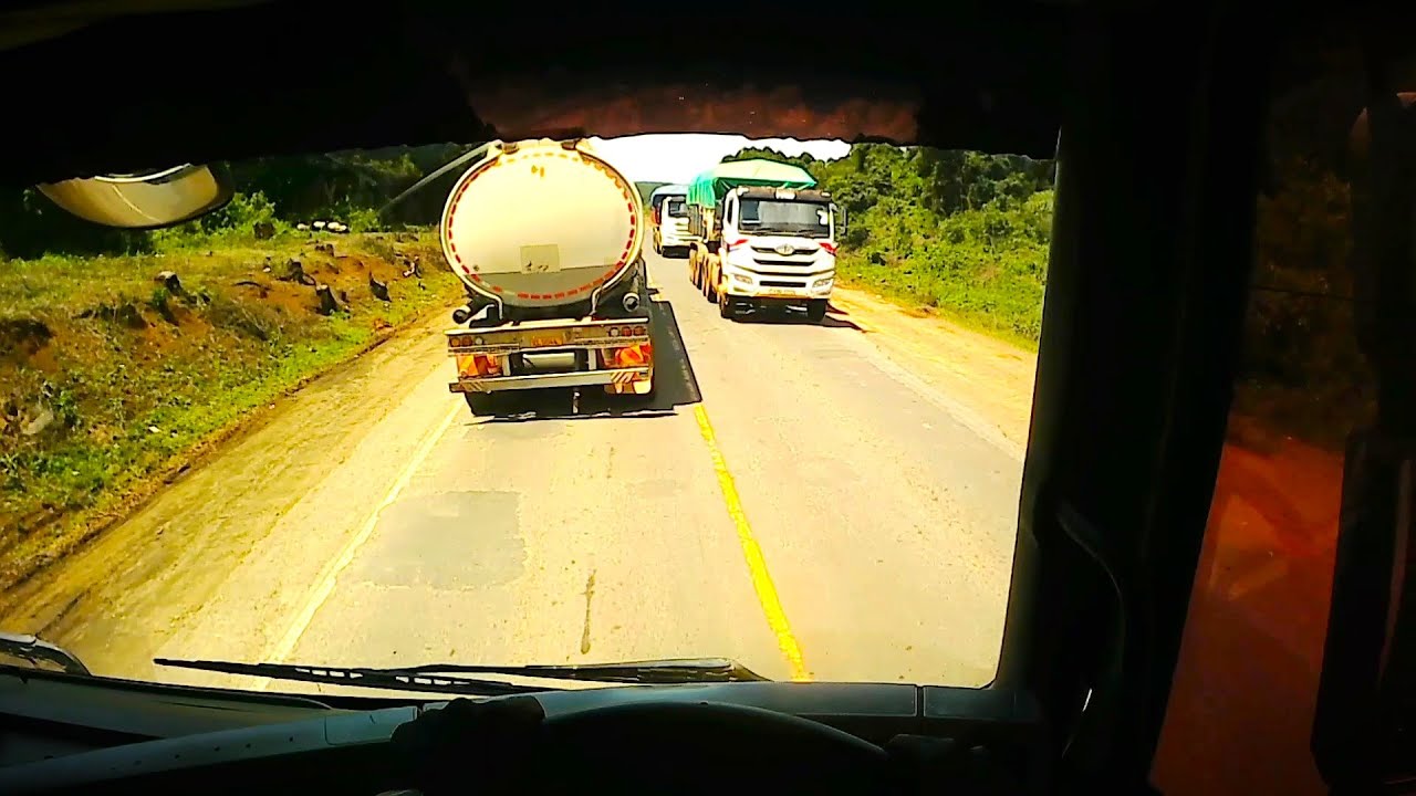 POV Truck Driving Down Mai Mahiu Escarpment | Kenya Most Dangerous Road?