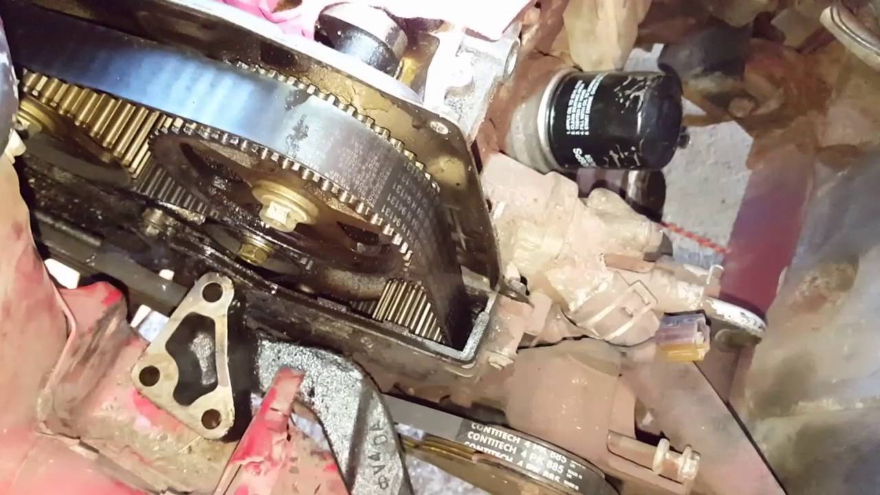 Timing belt cover OFF and Alternator OUT - Toyota MR2 MK2 (part 8)