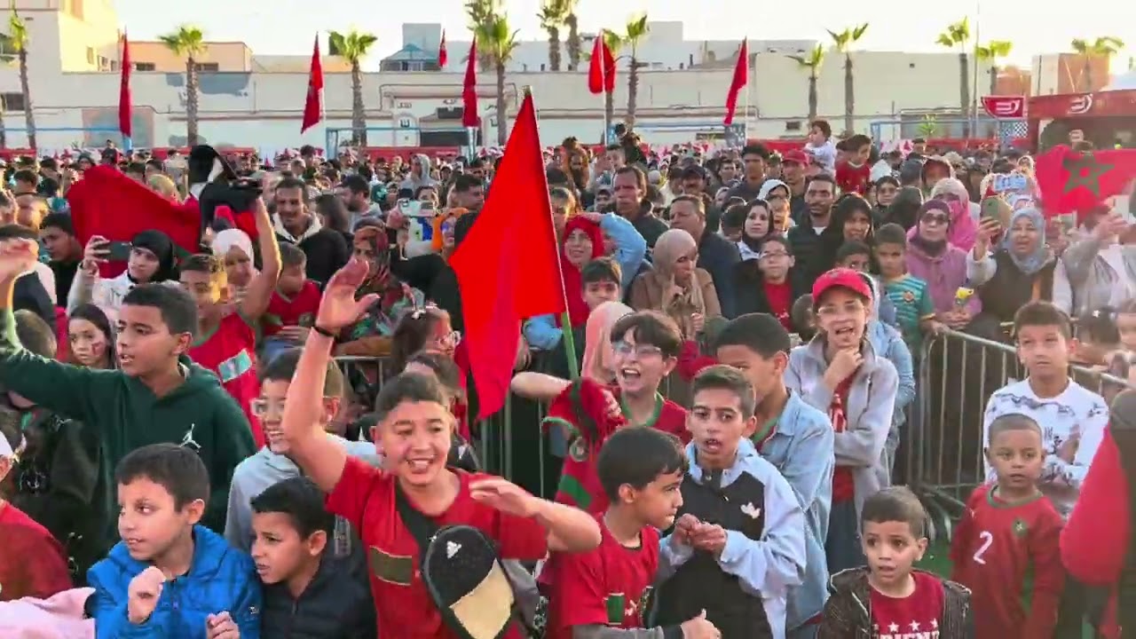 الداخلة جوهرة الصحراء المغربية هكذا كانت اجواء من منطقة المشجعين fanzine