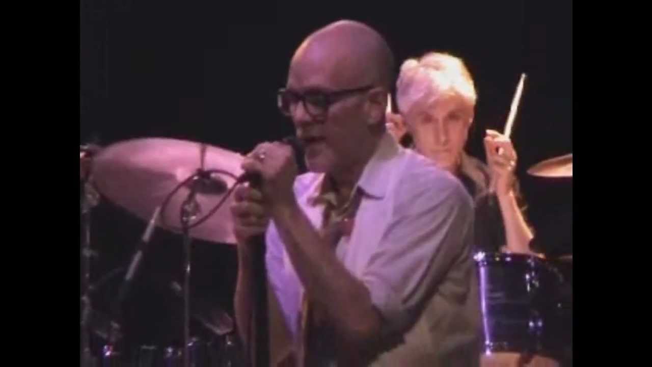 R.E.M. - New Test Leper (Live At the Olympia, Dublin, 2007)