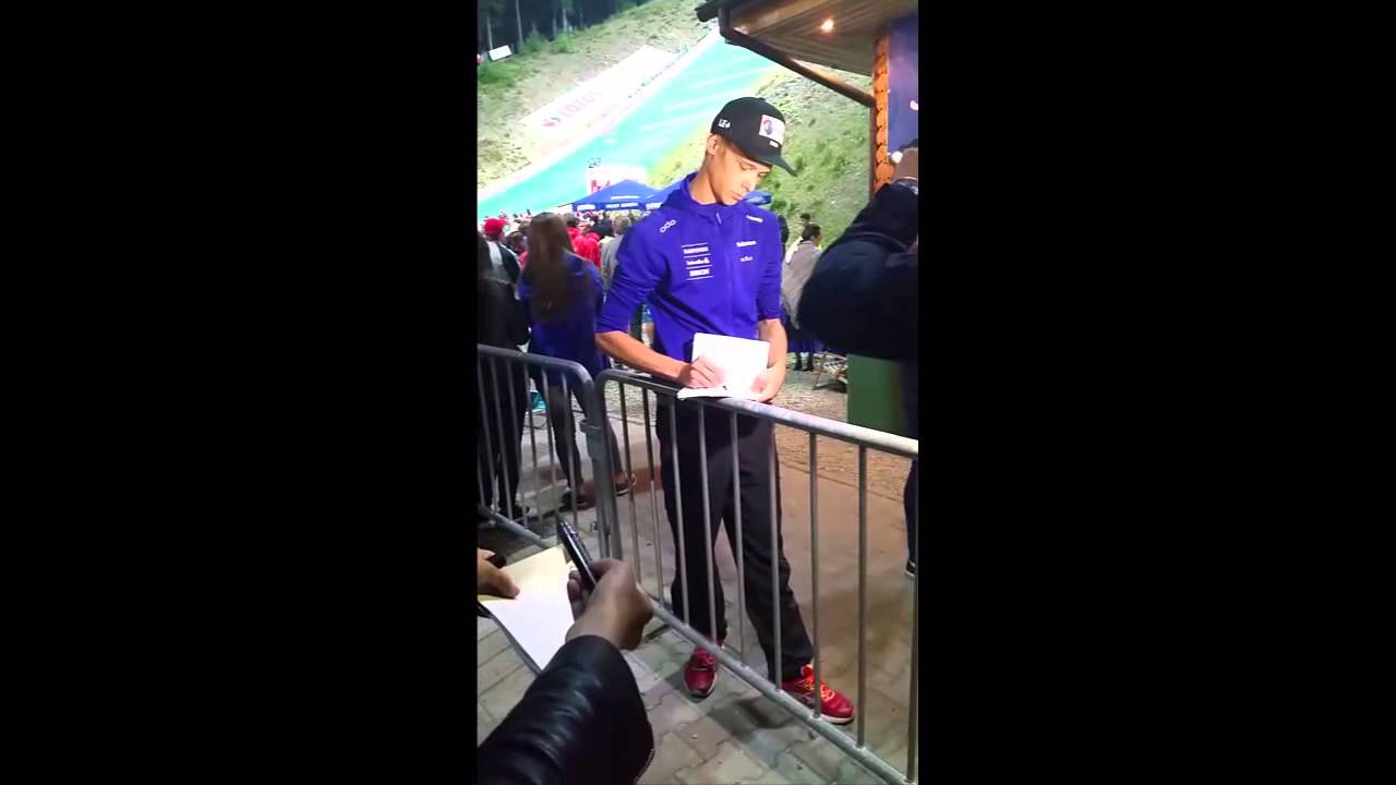 Ski jumpers give autographs to the fans - Wisla Sgp 2015.07.30-08.01 HD