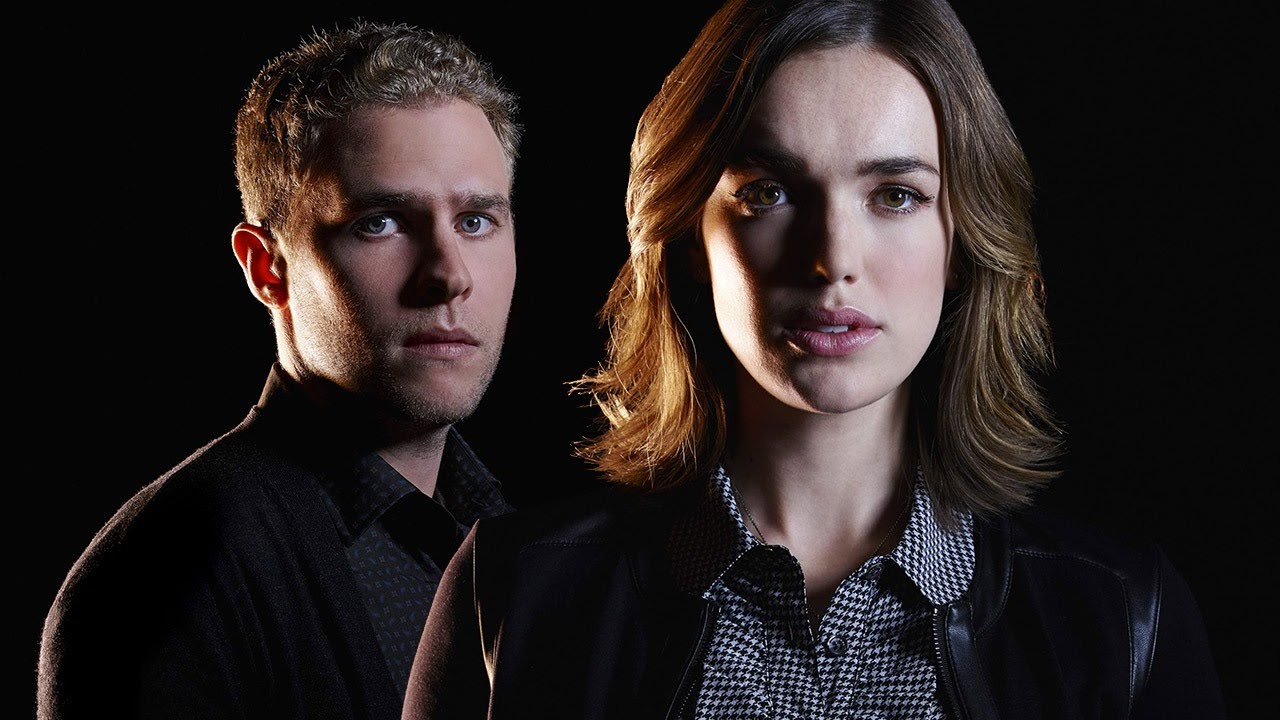Agents of SHIELD: Elizabeth Henstridge, Iain De Caestecker Season 3 Interview - Comic-Con 2015