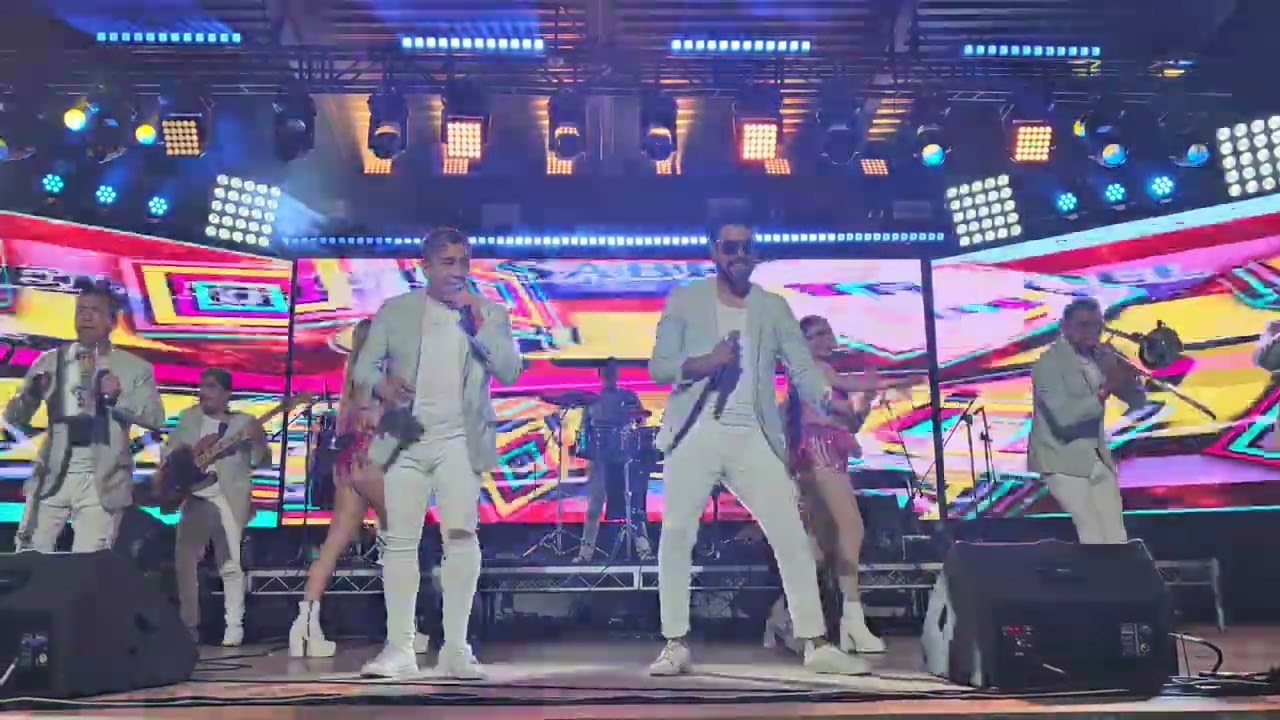 GRUPO ENSAMBLE EN VIVO
