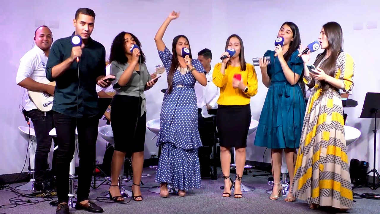 VAMOS A ALABAR A JEHOVÁ - TU MISERICORDIA ES MAS GRANDE QUE LOS CIELOS - UN FUEGO AQUÍ - GP BAND