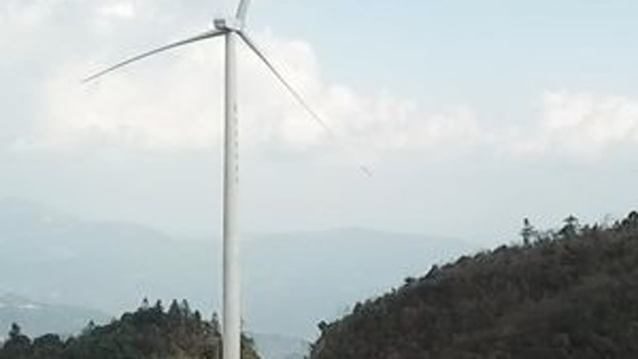 三省交界见到了壮观的一幕#风力发电大风车 #贵州旅游 #旅行推荐官