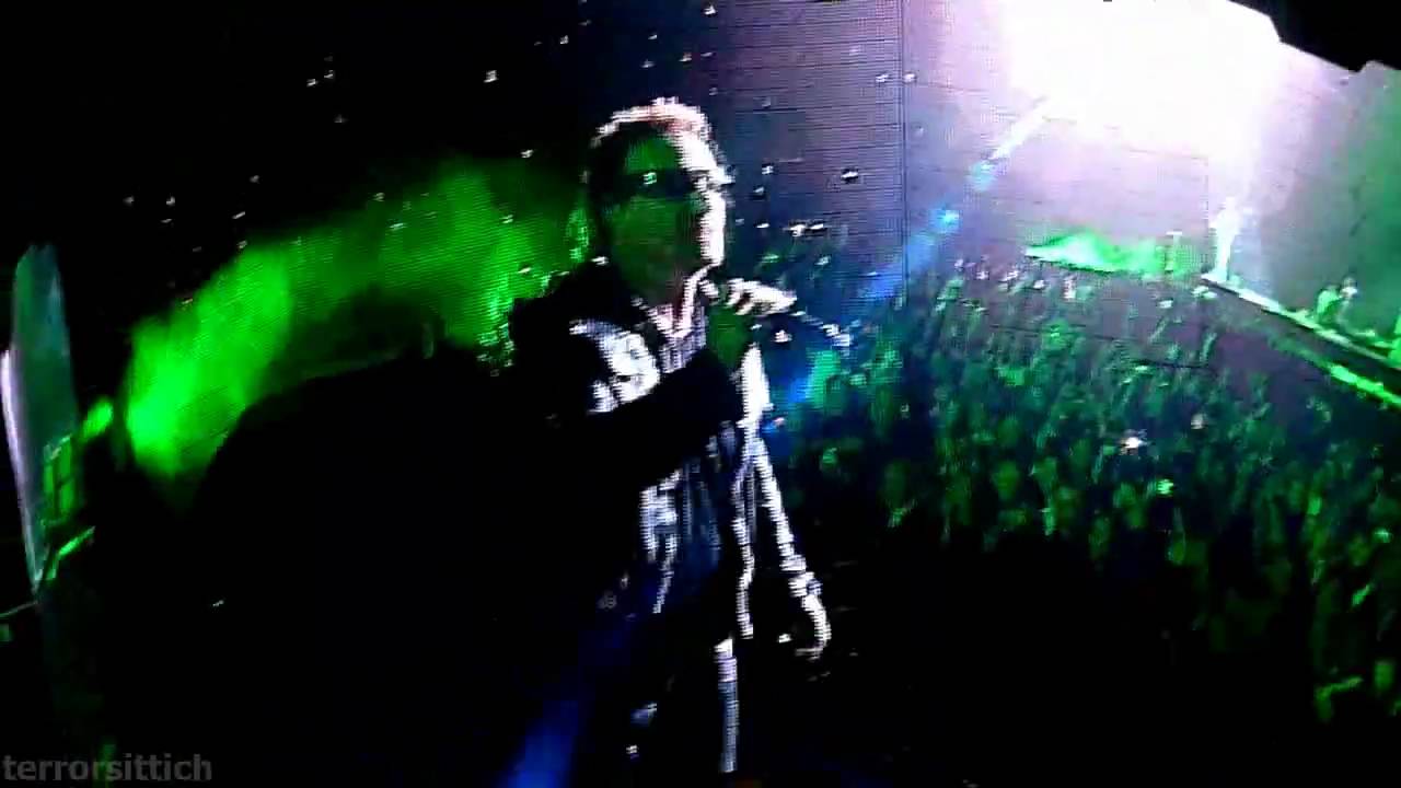 U2 Sunday Bloody Sunday, Paris 2010-09-18