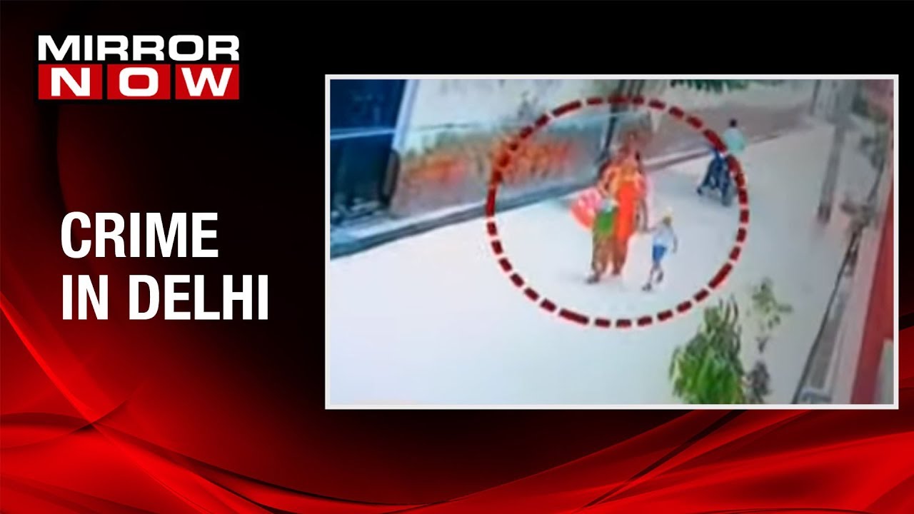 Two bike borne robbers snatch gold chain of a woman in Delhi