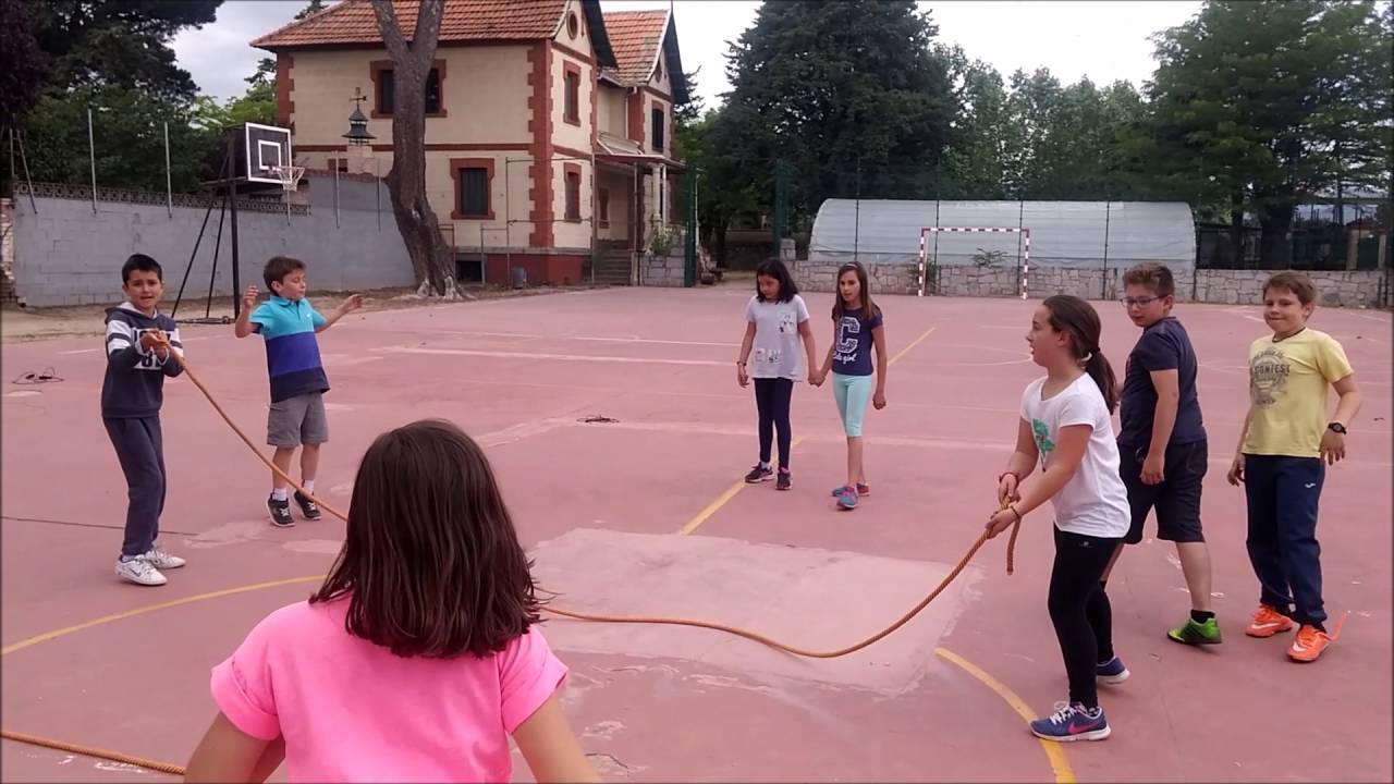 COREOGRAFÍA COMBAS 4º