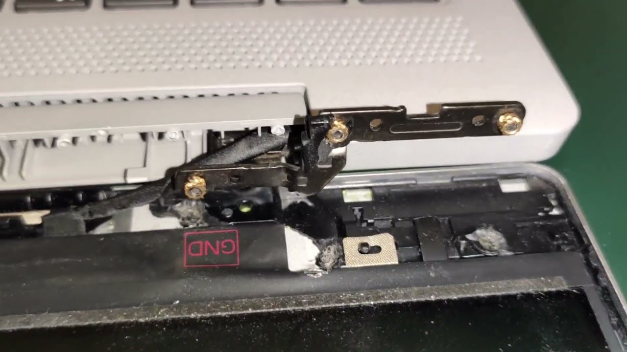 Be aware of chronic hinge issue in Lenovo laptops | Broken hinge | (Kindly Like & Subscribe ❤️)