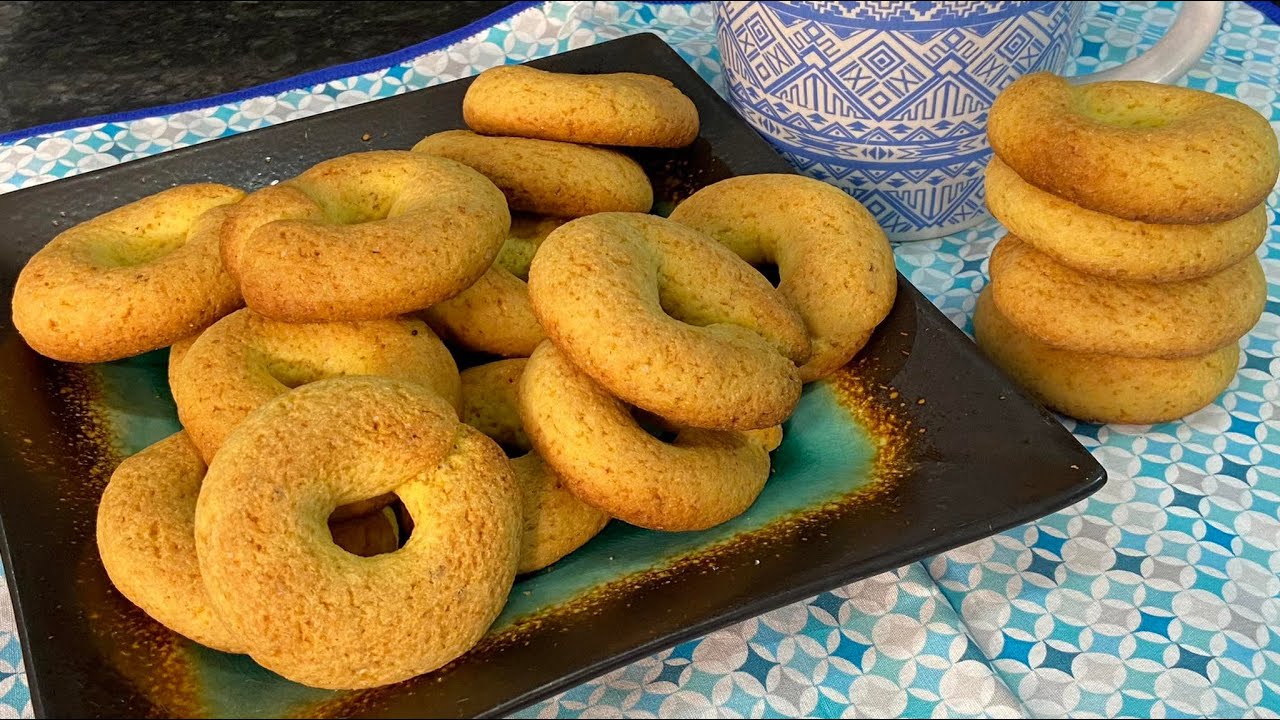 BISCOITINHOS DE FUBÁ SUPER FÁCEIS