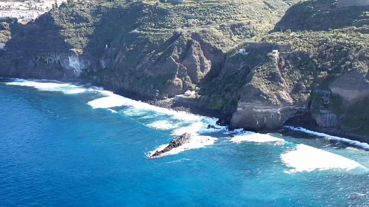 Die Küste von Teneriffa von oben.