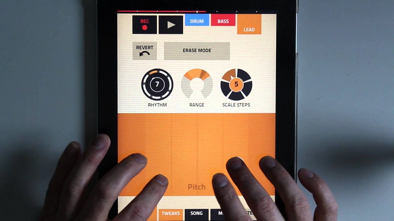 iPad Music App: Figure