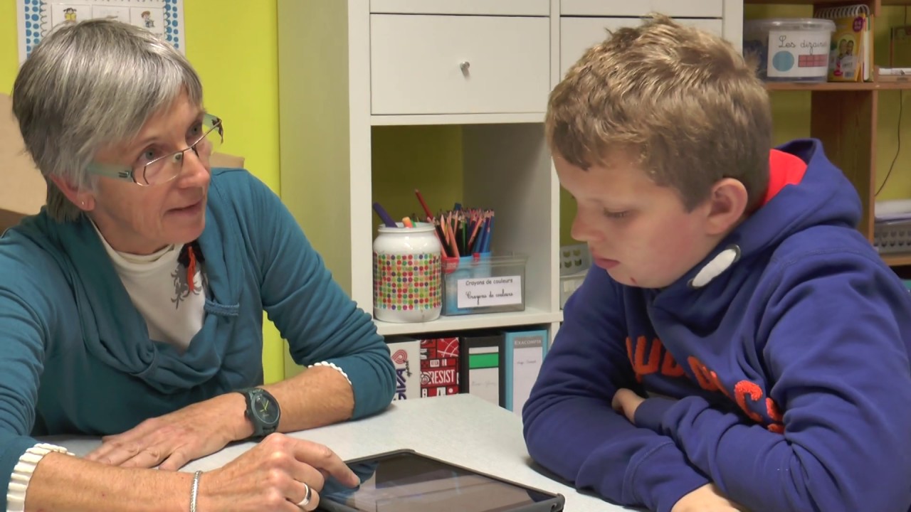 Cours de récré - Entrainement aux habiletés sociales par vidéo et jeux de rôle