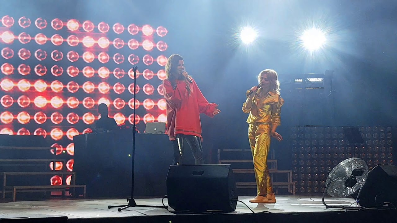 Edyta Górniak  & Reni Jusis - Nigdy Ciebie nie zapomnę  ( Wałbrzych )