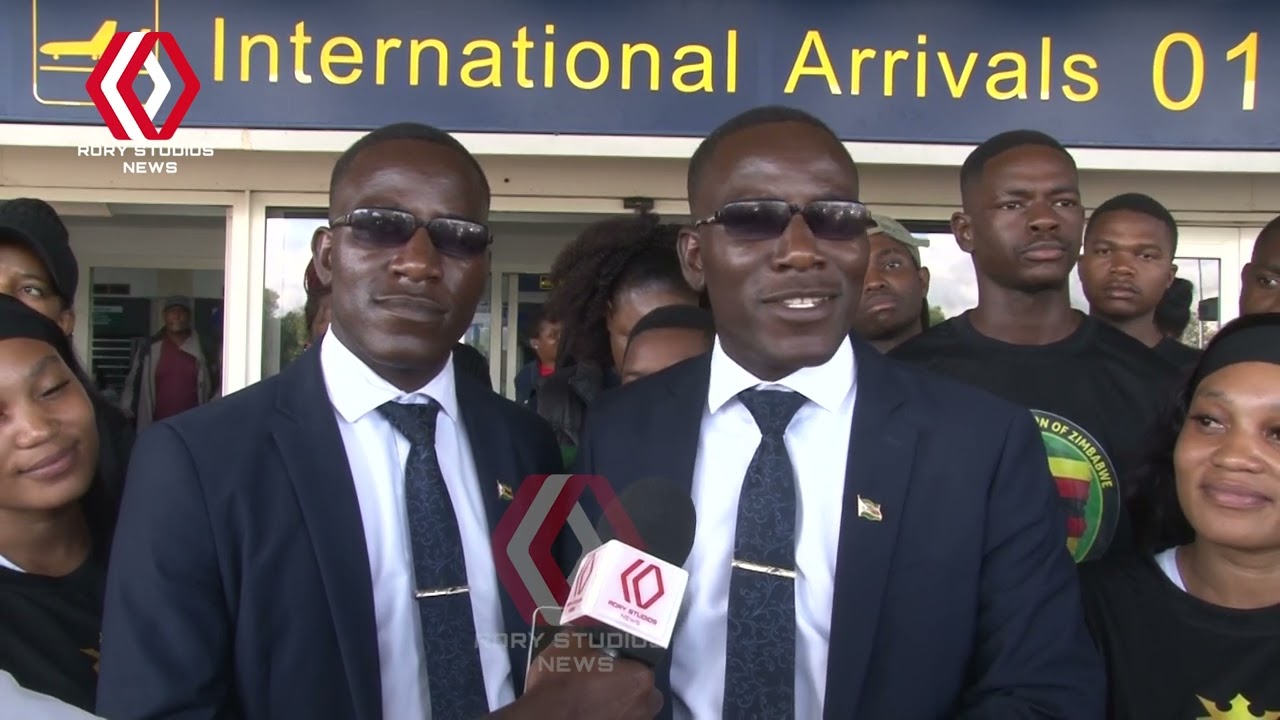 South African Twins have arrived in Zimbabwe for their Zim tour.