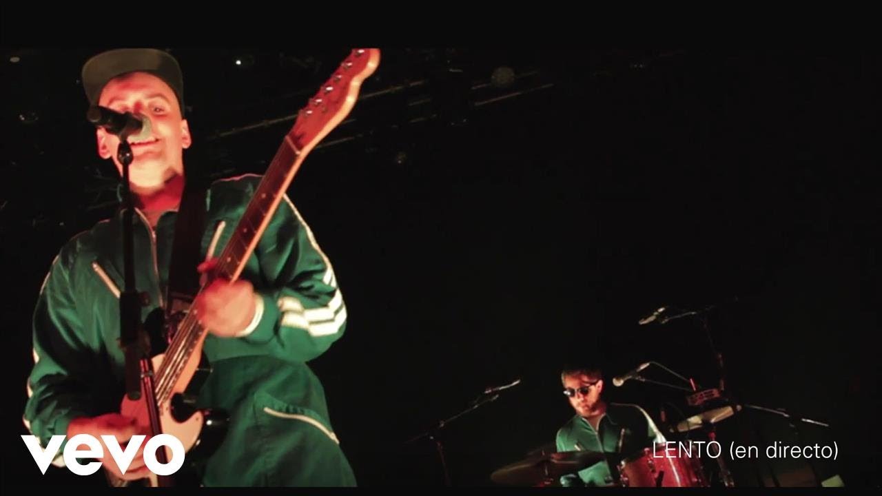 Novedades Carminha - Lento (en Directo)
