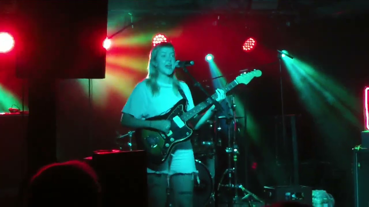 Cava (2 Frau / Grrrl / Noise / Garage / Punk Berlin) live @ Wunsiedel 2024