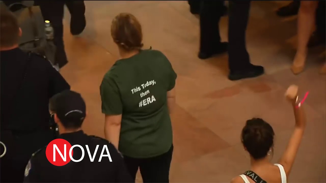 Amy Schumer and Emily Ratajkowski arrested at Kavanaugh protest