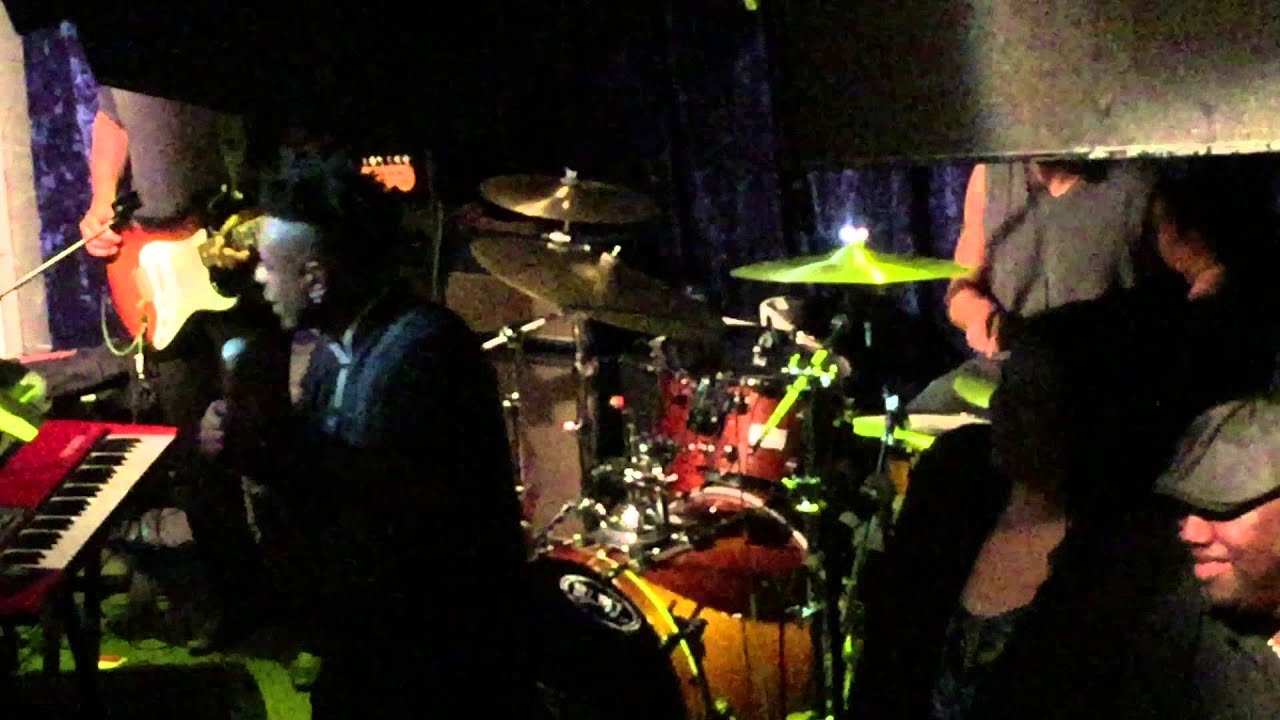Omar - I don't Mind The Waiting @ Jazz Cafe London 27/02/2015