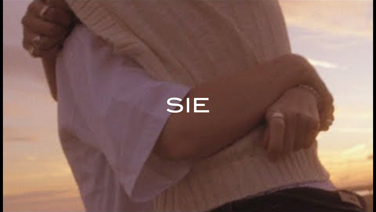 Wilhelmine - sie (Offizielles Musikvideo)