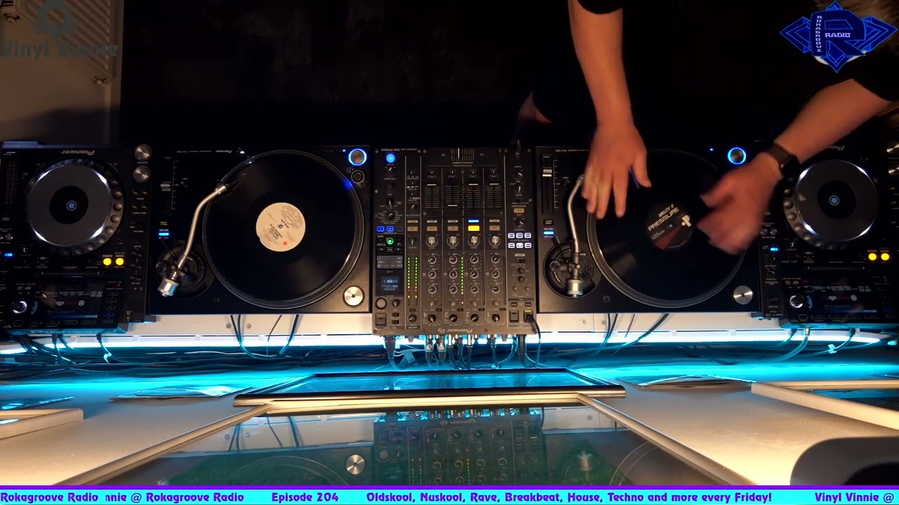 Vinyl Vinnie @ Rokagroove Radio Episode 204