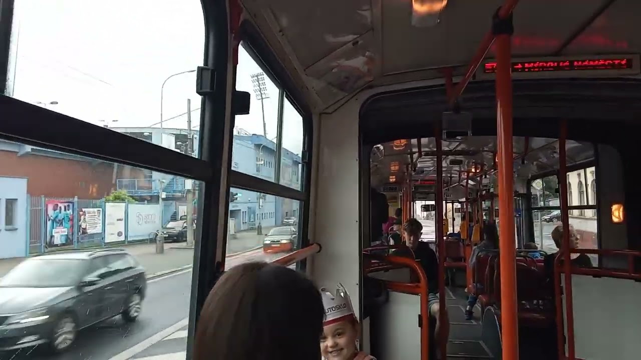 [DPMÚL - Dětský den] Jízda trolejbusem ŠKODA 15TR ev.č.567 na okružní lince Všebořice - Mírové nám.