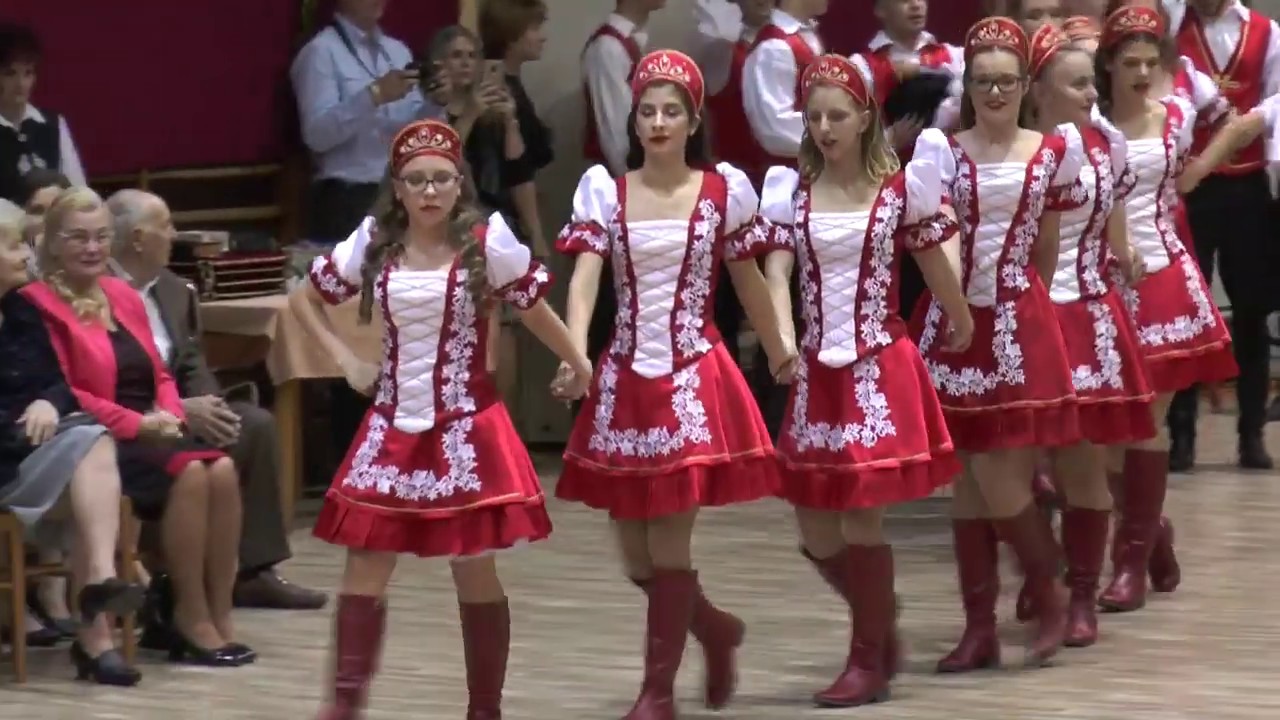AJRG Szalagtűző tánc: 12.b - Csárdás (2019)