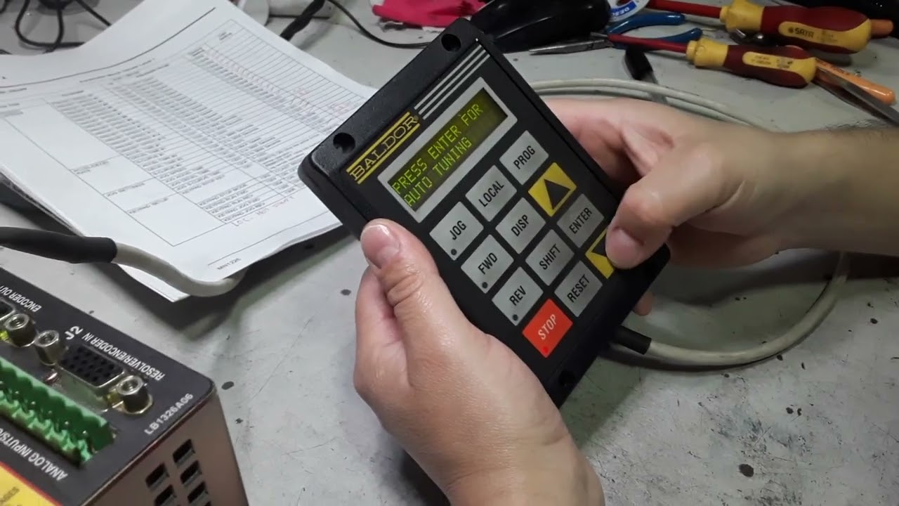 CO22040027 MARCA:BALDOR TIPO: VS1SD2A15-1B