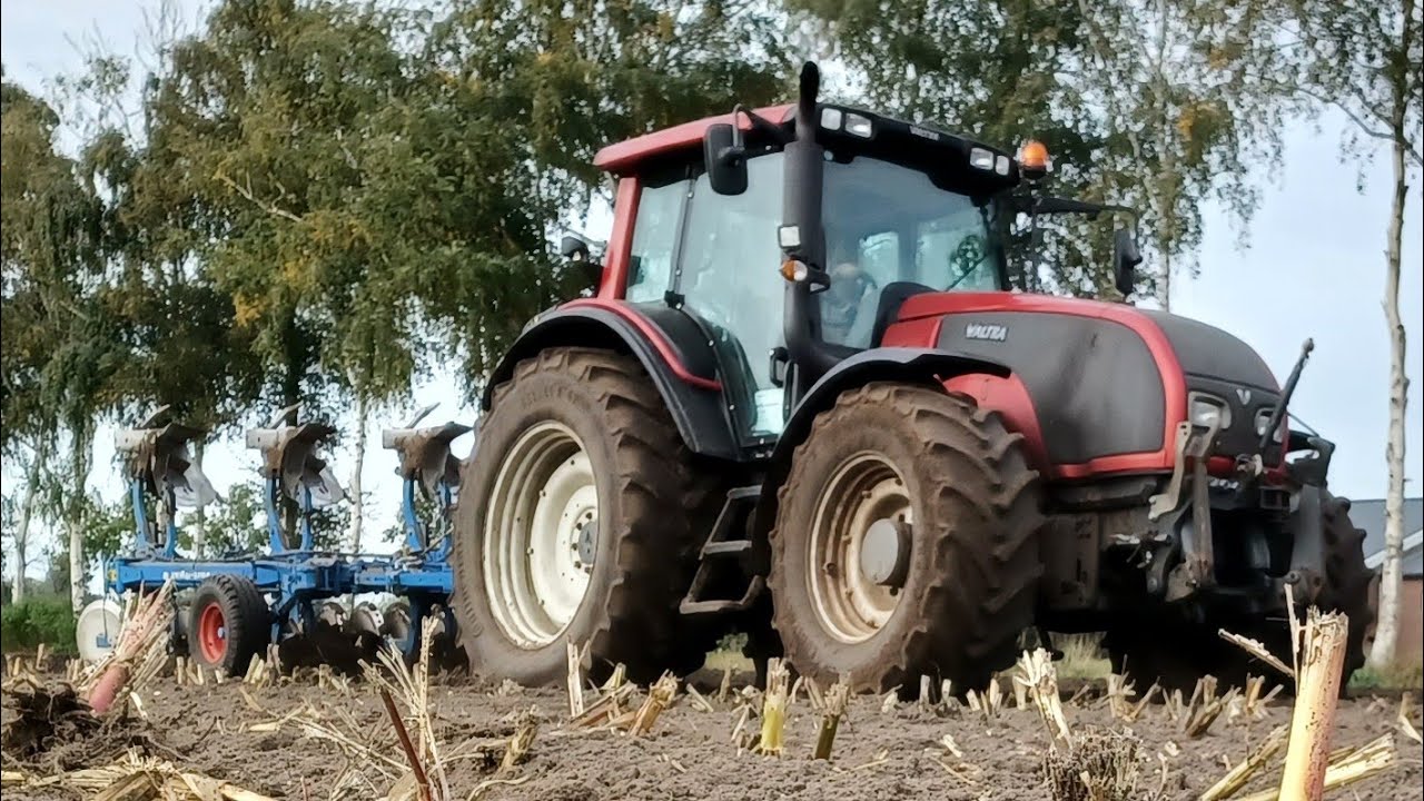 ploegen | Valtra T190 + Lemken | ploughing | 2021