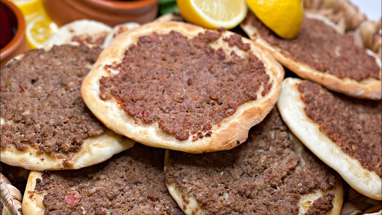 لحم بعجين (صفيحة)😍